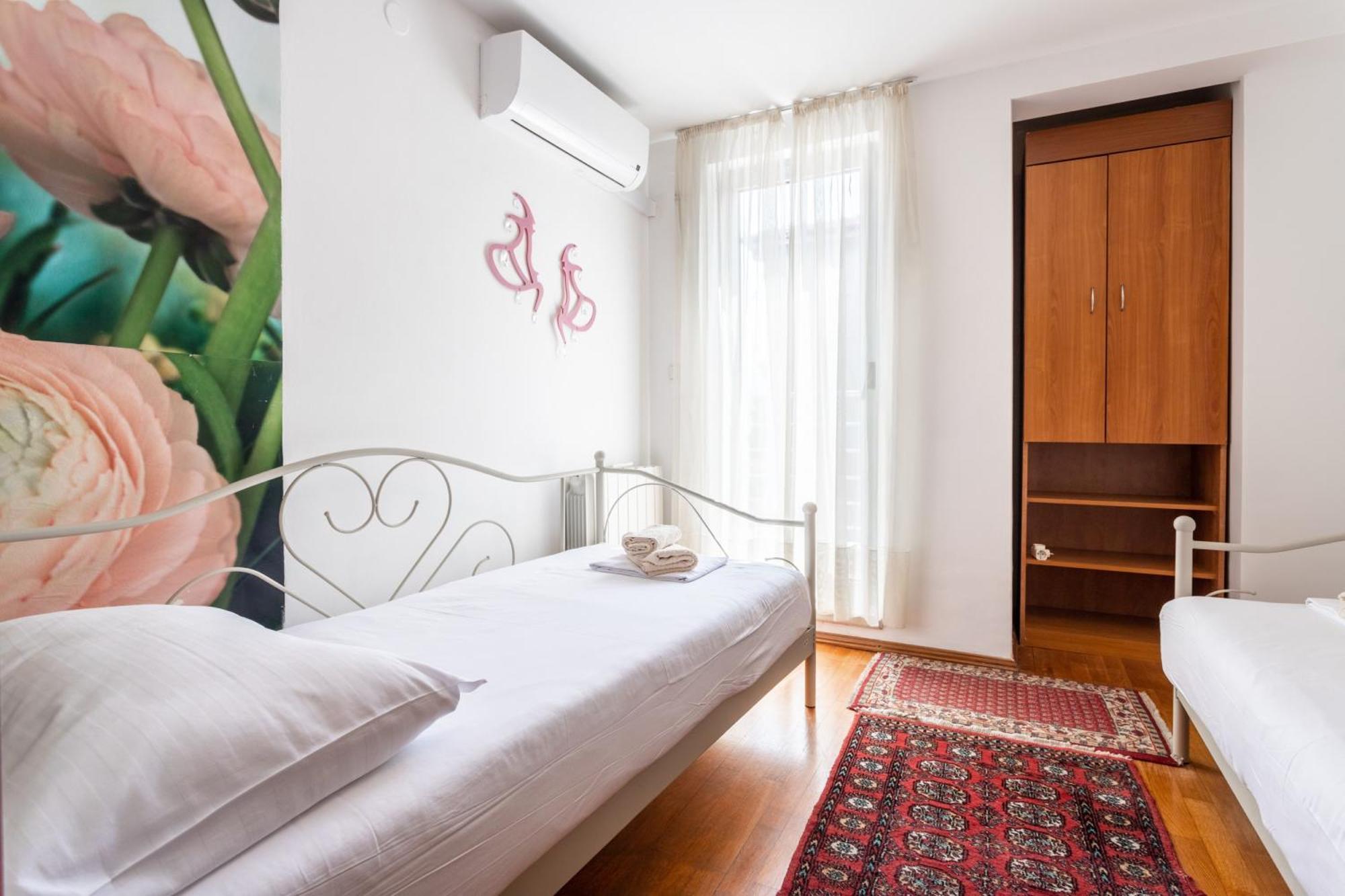 Villa Violeta With The Sea View, 3 Min Walk To The Beach Split Buitenkant foto