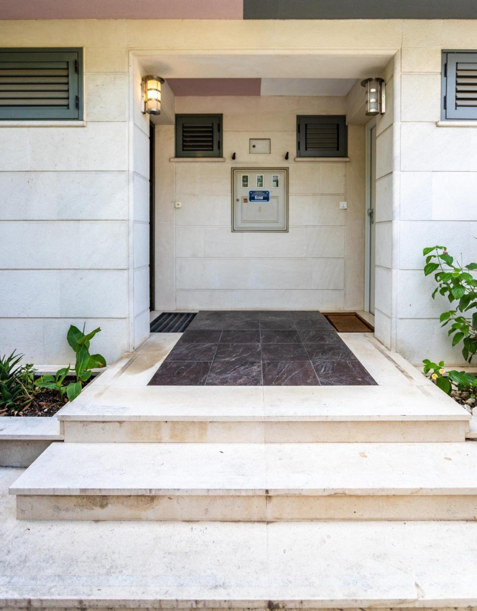 Villa Violeta With The Sea View, 3 Min Walk To The Beach Split Buitenkant foto