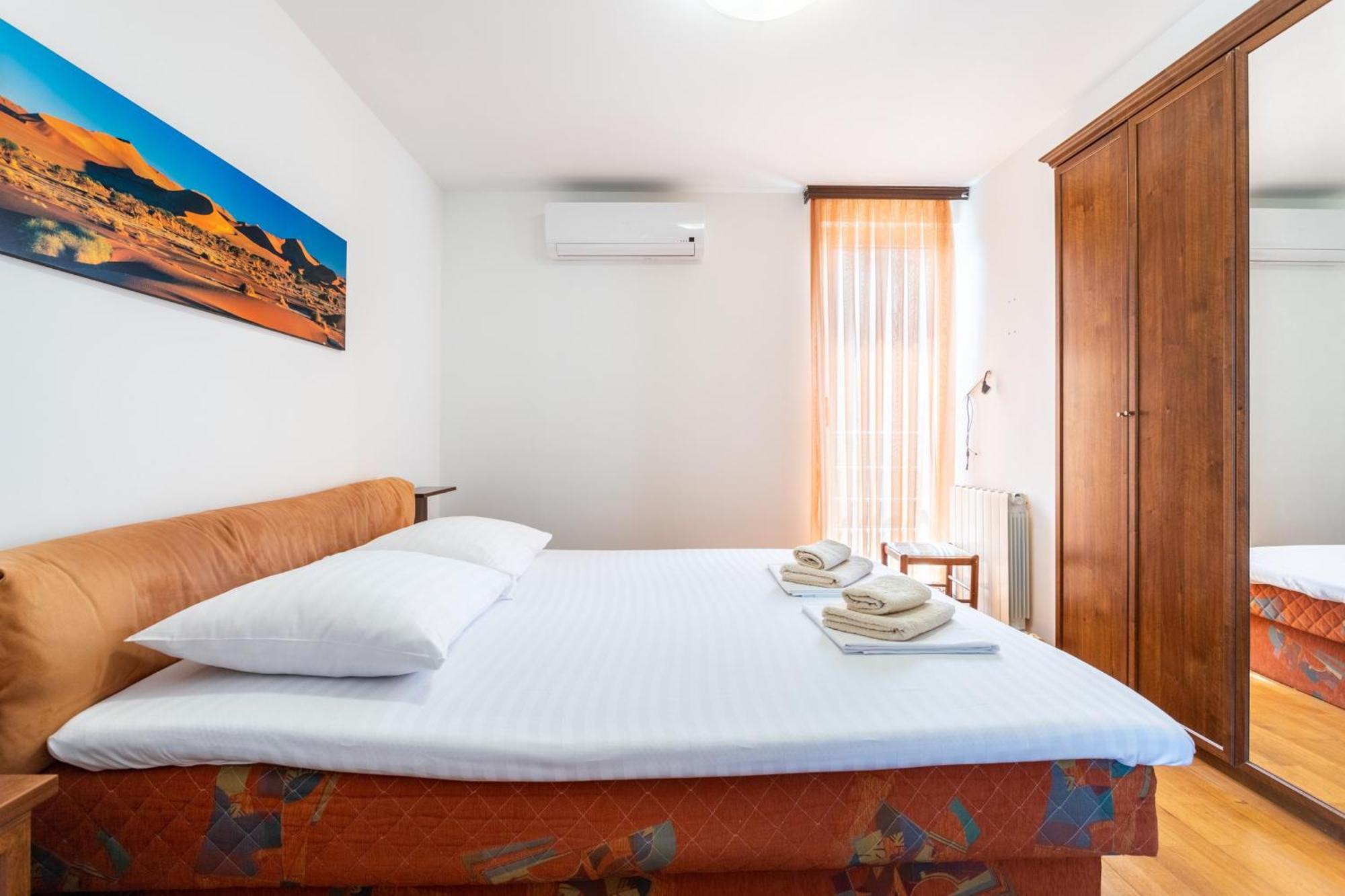 Villa Violeta With The Sea View, 3 Min Walk To The Beach Split Buitenkant foto